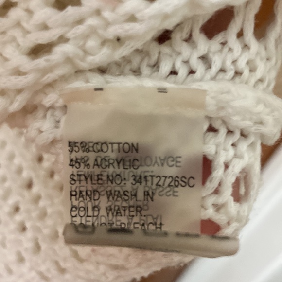 Nygard top - Picture 3 of 3